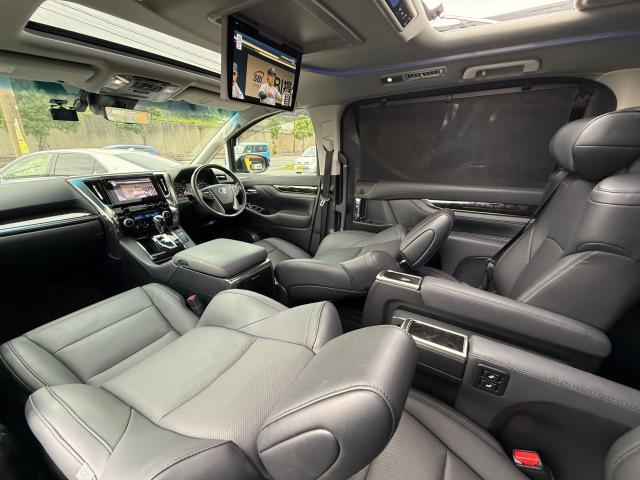 Ref:AUX-24706723 TOYOTA ALPHARD 2023 6 Ref:AUX-24706723 TOYOTA ALPHARD 2023 - Image 6