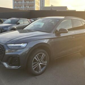 2024 Audi Q5 gray diesel used car Japan export
