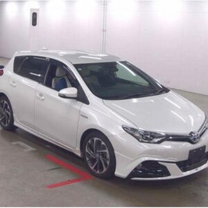 2016 Toyota Auris pearl gasoline used car Japan export
