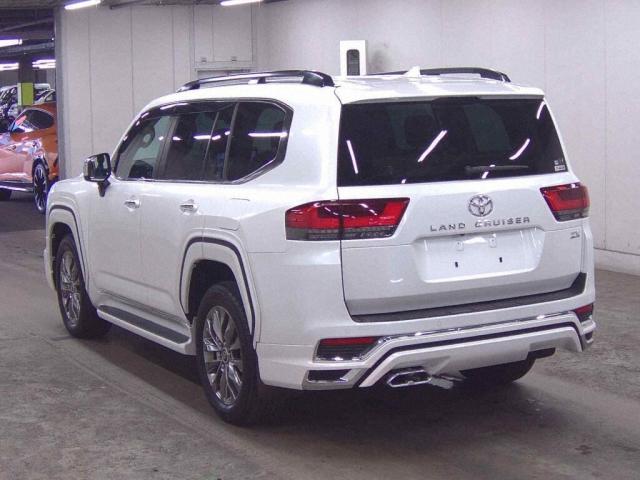 Ref:AUX-24721530 TOYOTA LAND CRUISER 2024 2 Ref:AUX-24721530 TOYOTA LAND CRUISER 2024 - Image 2