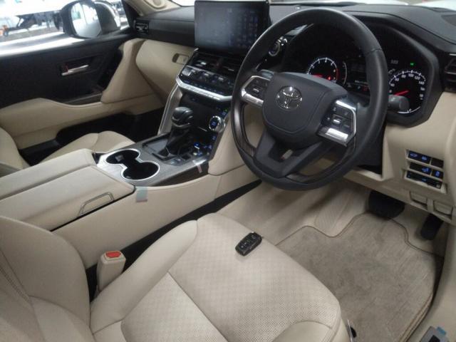 Ref:AUX-24721530 TOYOTA LAND CRUISER 2024 3 Ref:AUX-24721530 TOYOTA LAND CRUISER 2024 - Image 3