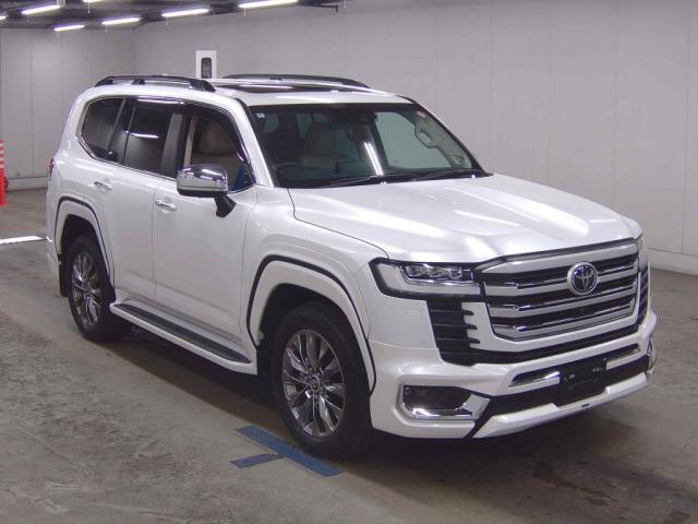 Ref:AUX-24721530 TOYOTA LAND CRUISER 2024 1 2024 Toyota Land Cruiser pearl gasoline used car Japan export
