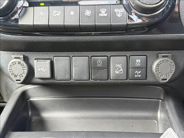 Ref:AUX-24721566 TOYOTA HILUX 2024 16 Ref:AUX-24721566 TOYOTA HILUX 2024 - Image 16