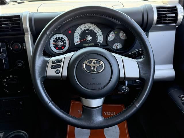 Ref:AUX-24721583 TOYOTA FJ CRUISER 2013 14 Ref:AUX-24721583 TOYOTA FJ CRUISER 2013 - Image 14