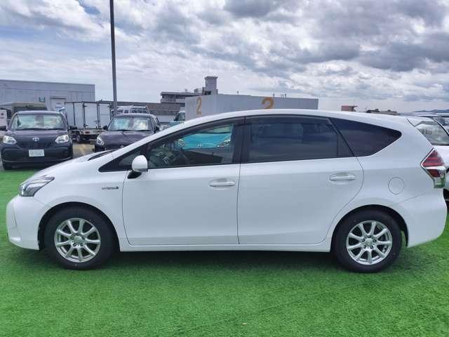 Ref:AUX-24725554 TOYOTA PRIUS ALPHA 2015 20 Ref:AUX-24725554 TOYOTA PRIUS ALPHA 2015 - Image 20