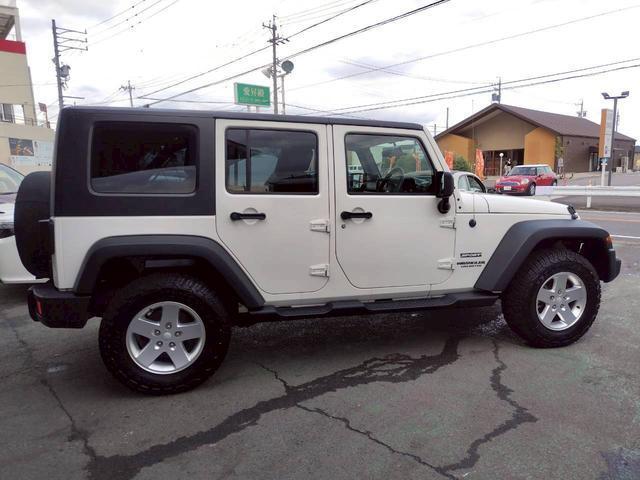 Ref:AUX-24726682 CHRYSLER JEEP JEEP WRANGLER UNLIMITED 2011 8 Ref:AUX-24726682 CHRYSLER JEEP JEEP WRANGLER UNLIMITED 2011 - Image 8