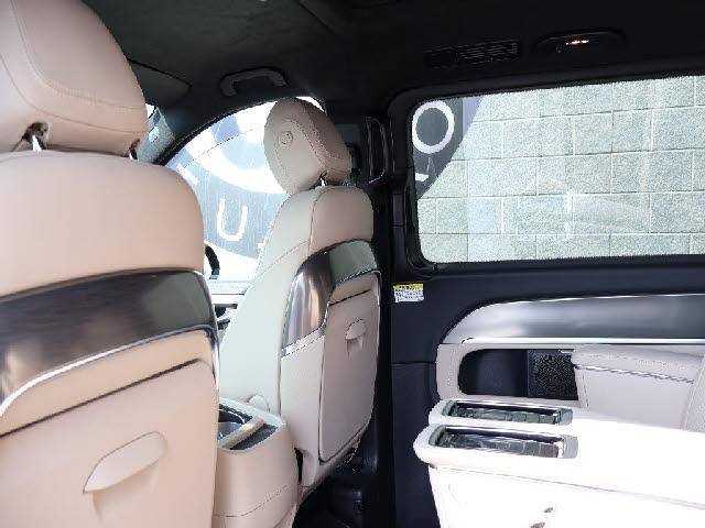Ref:AUX-24726802 MERCEDES BENZ V-CLASS 2023 4 Ref:AUX-24726802 MERCEDES BENZ V-CLASS 2023 - Image 4