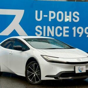 2025 Toyota Prius pearl gasoline used car Japan export