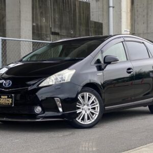 2013 Toyota Prius Alpha black hybrid used car Japan export