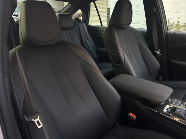 Ref:AUX-24731221 TOYOTA CROWN HYBRID 2021 3 Ref:AUX-24731221 TOYOTA CROWN HYBRID 2021 - Image 3