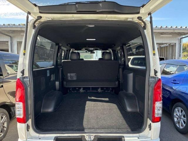 Ref:AUX-24731661 TOYOTA HIACE VAN 2022 3 Ref:AUX-24731661 TOYOTA HIACE VAN 2022 - Image 3