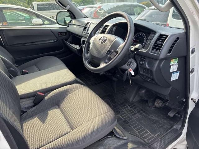 Ref:AUX-24731672 TOYOTA HIACE VAN 2020 4 Ref:AUX-24731672 TOYOTA HIACE VAN 2020 - Image 4