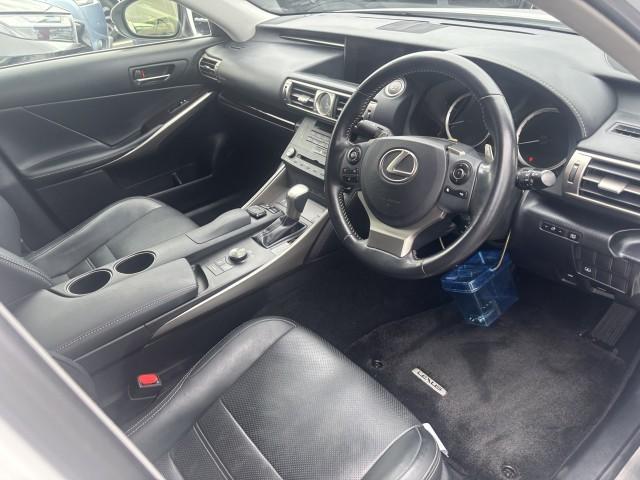 Ref:AUX-24736572 LEXUS IS 2016 9 Ref:AUX-24736572 LEXUS IS 2016 - Image 9