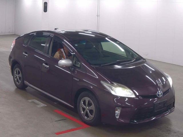 Ref:AUX-24747478 TOYOTA PRIUS 2013 1 2013 Toyota Prius purple gasoline used car Japan export