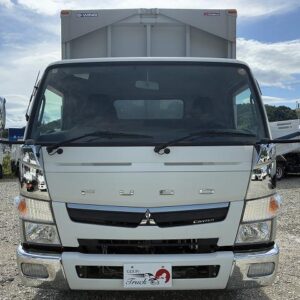 2018 Mitsubishi Fuso Canter white diesel used car Japan export