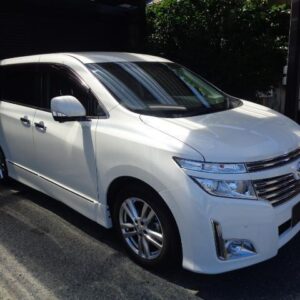 2010 Nissan Elgrand pearl gasoline used car Japan export