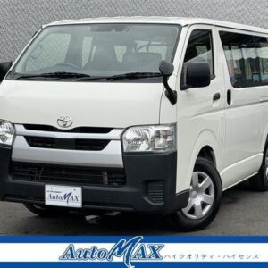 2021 Toyota Hiace Van white gasoline used car Japan export