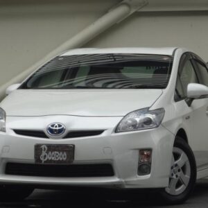 2010 Toyota Prius pearl hybrid used car Japan export