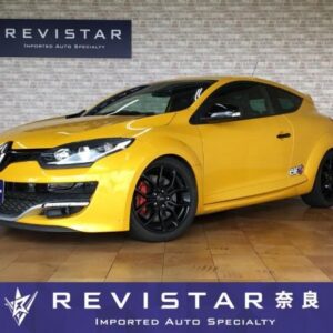 2015 Renault Megane yellow gasoline used car Japan export