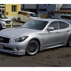 2011 Nissan Fuga Hybrid silver hybrid used car Japan export