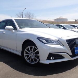 2021 Toyota Crown Hybrid pearl hybrid used car Japan export