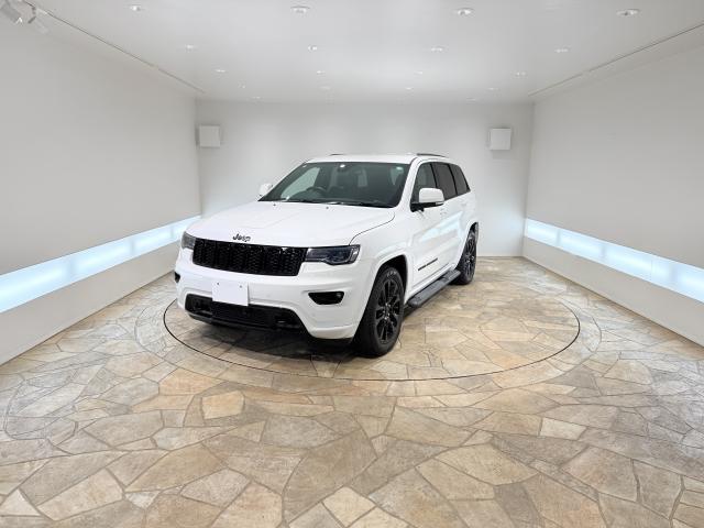 Ref:AUX-24752030 CHRYSLER JEEP JEEP GRAND CHEROKEE 2017 1 2017 Chrysler Jeep Jeep Grand Cherokee white gasoline used car Japan export