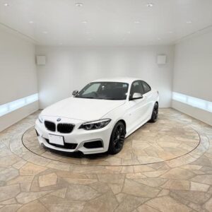 2018 Bmw 2 Series white gasoline used car Japan export