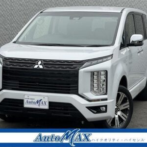 2024 Mitsubishi Delica D:5 pearl diesel used car Japan export