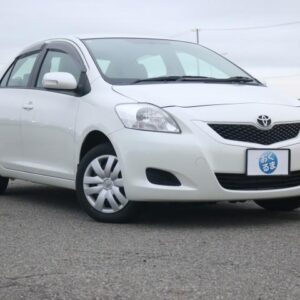 2009 Toyota Belta pearl gasoline used car Japan export