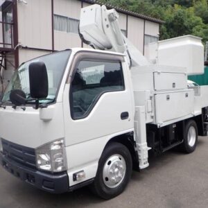 2012 Isuzu Elf Truck white diesel used car Japan export