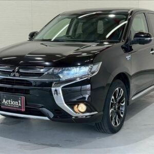 2016 Mitsubishi Outlander Phev black hybrid used car Japan export
