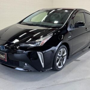 2019 Toyota Prius black hybrid used car Japan export