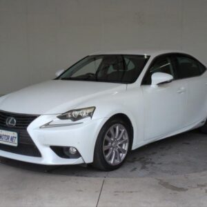 2013 Lexus Is pearl hybrid used car Japan export