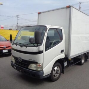 2008 Toyota Dyna Truck white diesel used car Japan export