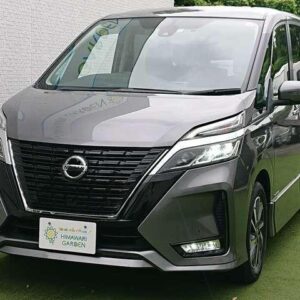 2020 Nissan Serena gray hybrid used car Japan export