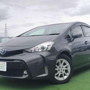 2015 Toyota Prius Alpha gray hybrid used car Japan export
