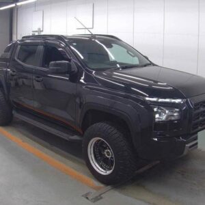 2024 Mitsubishi Triton black diesel used car Japan export
