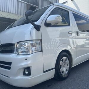 2012 Toyota Hiace Van pearl diesel used car Japan export