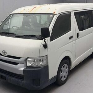 2017 Toyota Hiace Wagon white gasoline used car Japan export