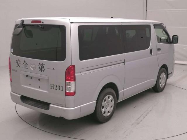 Ref:AUX-24773359 TOYOTA HIACE VAN 2023 2 Ref:AUX-24773359 TOYOTA HIACE VAN 2023 - Image 2