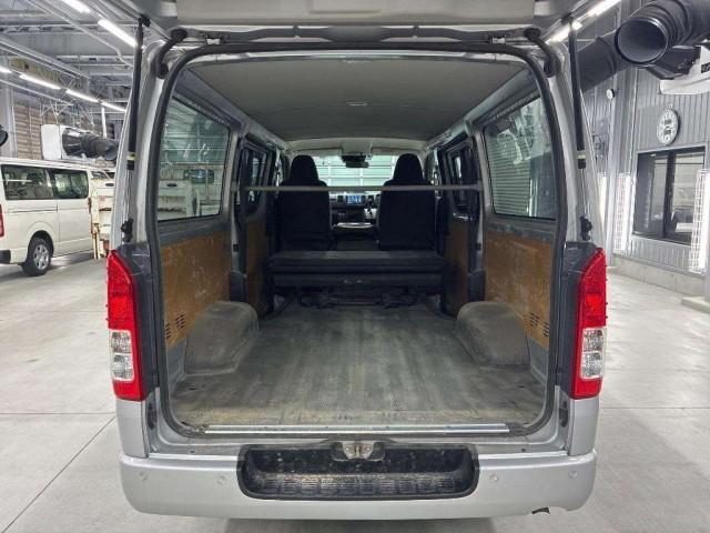 Ref:AUX-24773359 TOYOTA HIACE VAN 2023 3 Ref:AUX-24773359 TOYOTA HIACE VAN 2023 - Image 3