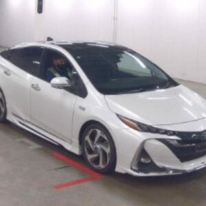 2017 Toyota Prius Phv pearl gasoline used car Japan export