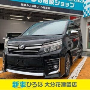 2016 Toyota Voxy black gasoline used car Japan export