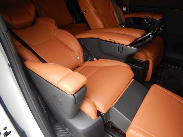 Ref:AUX-24793298 TOYOTA VELLFIRE HYBRID 2023 7 Ref:AUX-24793298 TOYOTA VELLFIRE HYBRID 2023 - Image 7