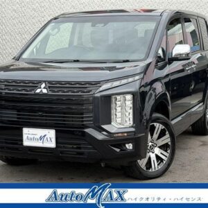 2024 Mitsubishi Delica D:5 gray diesel used car Japan export