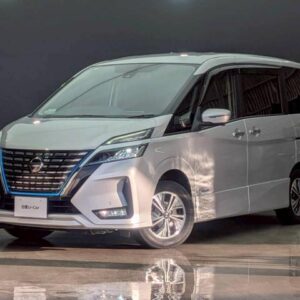 2022 Nissan Serena silver hybrid used car Japan export