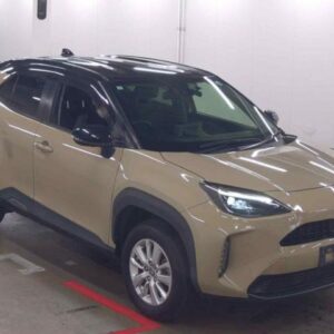 2021 Toyota Yaris Cross tea gasoline used car Japan export