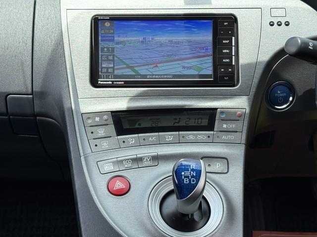Ref:AUX-24802593 TOYOTA PRIUS 2014 16 Ref:AUX-24802593 TOYOTA PRIUS 2014 - Image 16