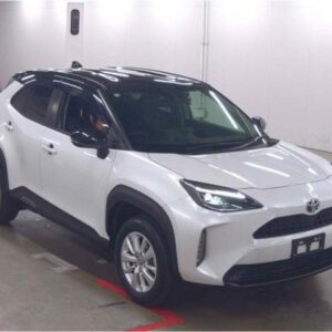 2023 Toyota Yaris Cross pearl gasoline used car Japan export