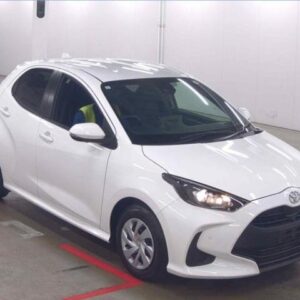 2023 Toyota Yaris pearl gasoline used car Japan export